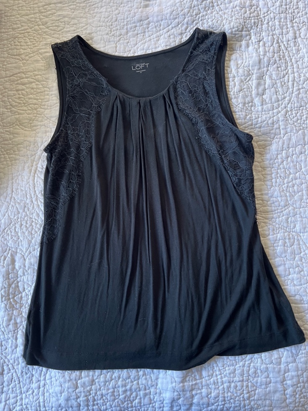 LOFT Black Lace-Trim Pleated Sleeveless Tank